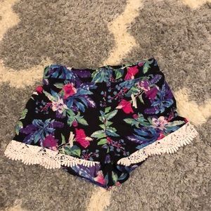 Adorable floral shorts